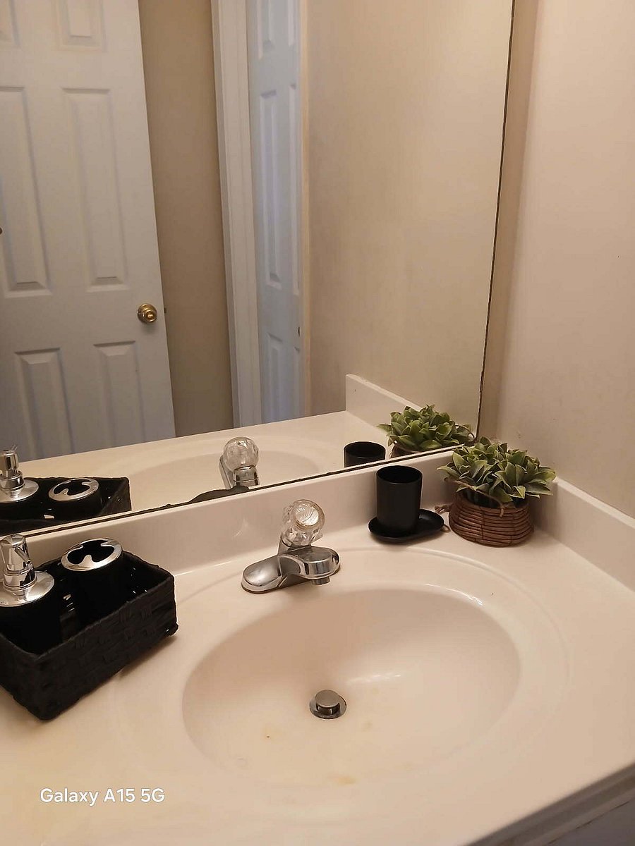 Furnished Finder property 831689_1 photo 8