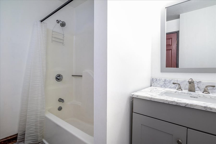 Furnished Finder property 831726_1 photo 13