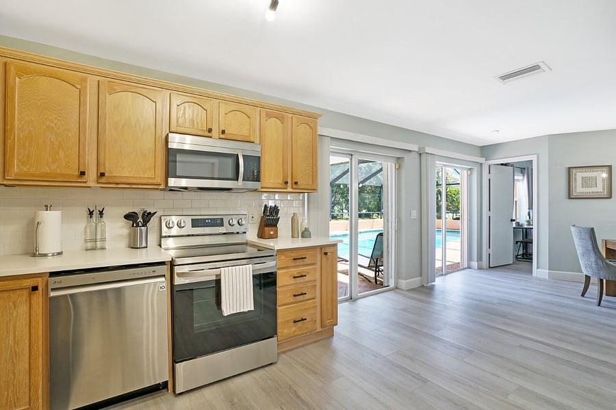 Stocked kitchen with brand new stainless steel appliances