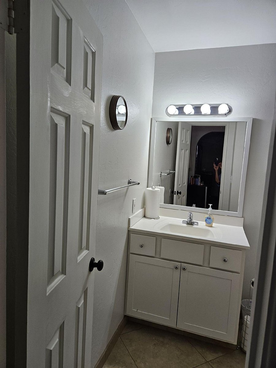 Furnished Finder property 831803_1 photo 9