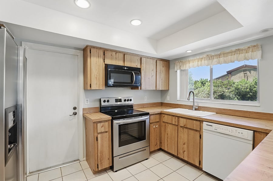 Furnished Finder property 831835_1 photo 8