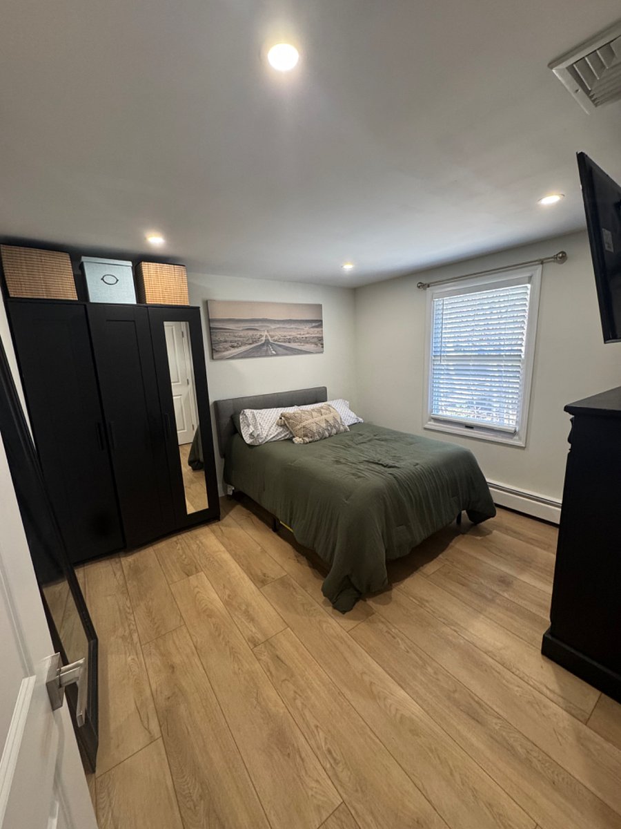 Full bed