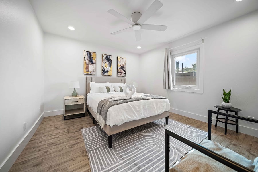 Furnished Finder property 831853_1 photo 3