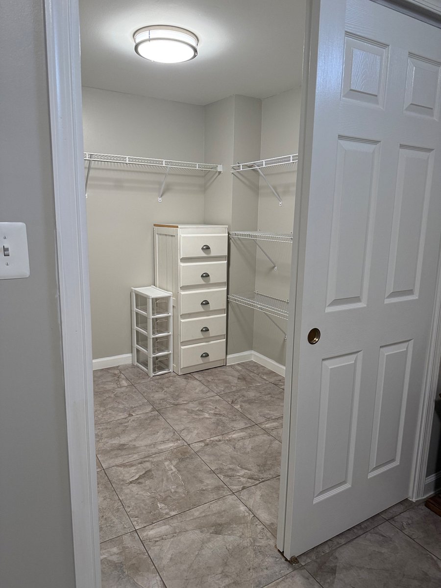 Furnished Finder property 831890_1 photo 2