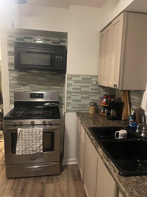 Furnished Finder property 831934_1 photo 7