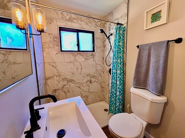 2nd bathroom