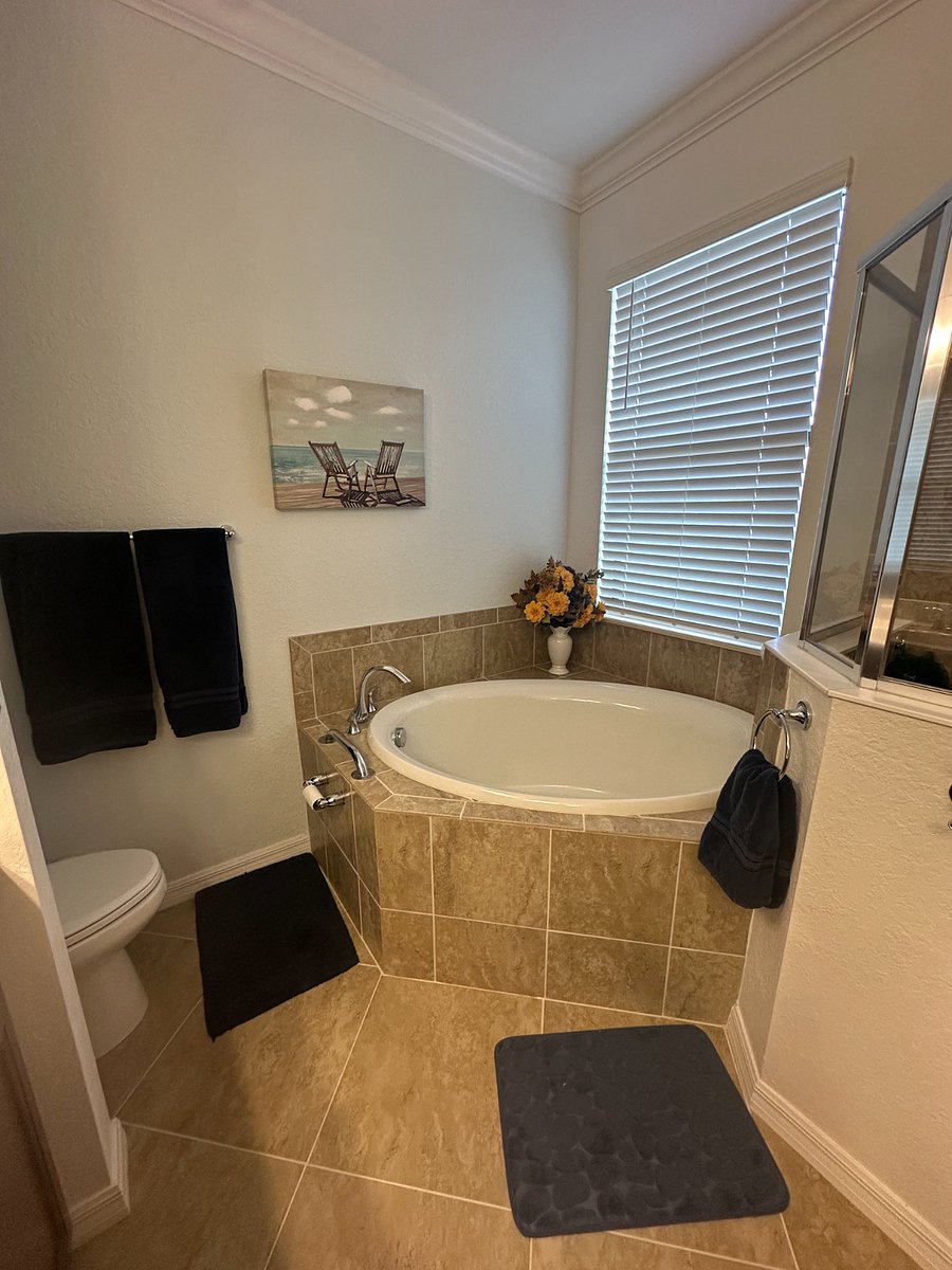 Furnished Finder property 831955_1 photo 33
