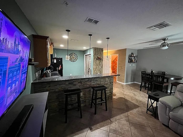 Furnished Finder property 831962_1 photo 16