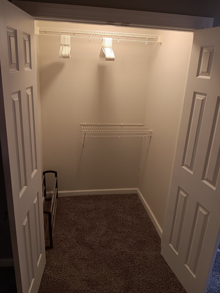 Furnished Finder property 832048_1 photo 17