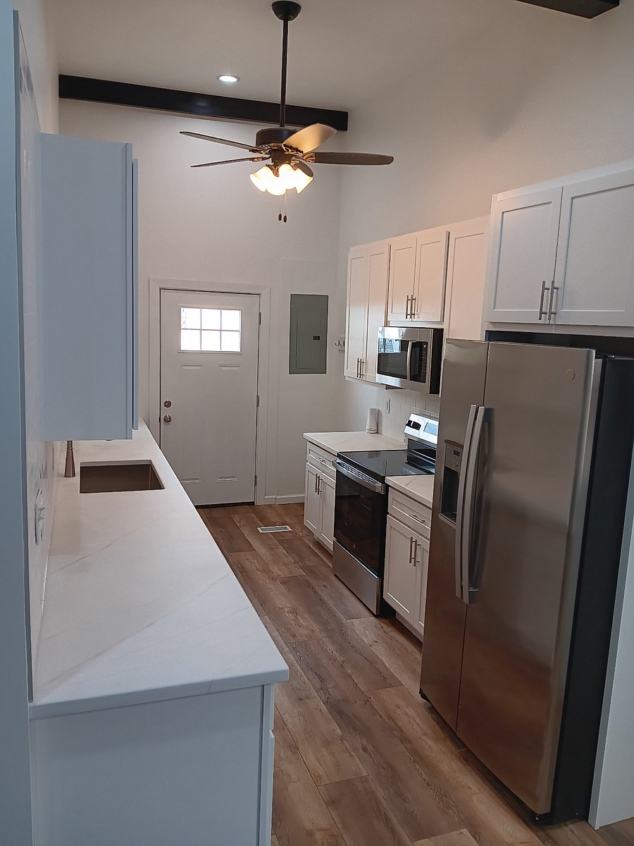 Furnished Finder property 832048_2 photo 19