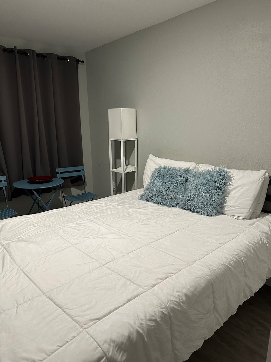 Furnished Finder property 832063_1 photo 11