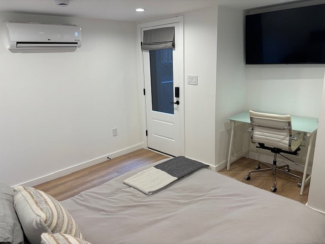 Furnished Finder property 832098_1 photo 9