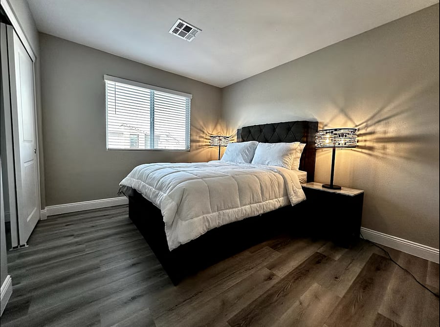 Furnished Finder property 832099_1 photo 15