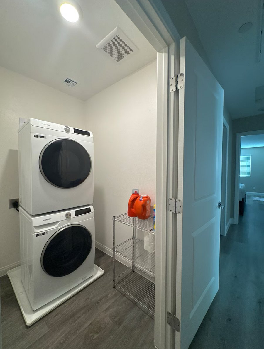 Furnished Finder property 832099_1 photo 17