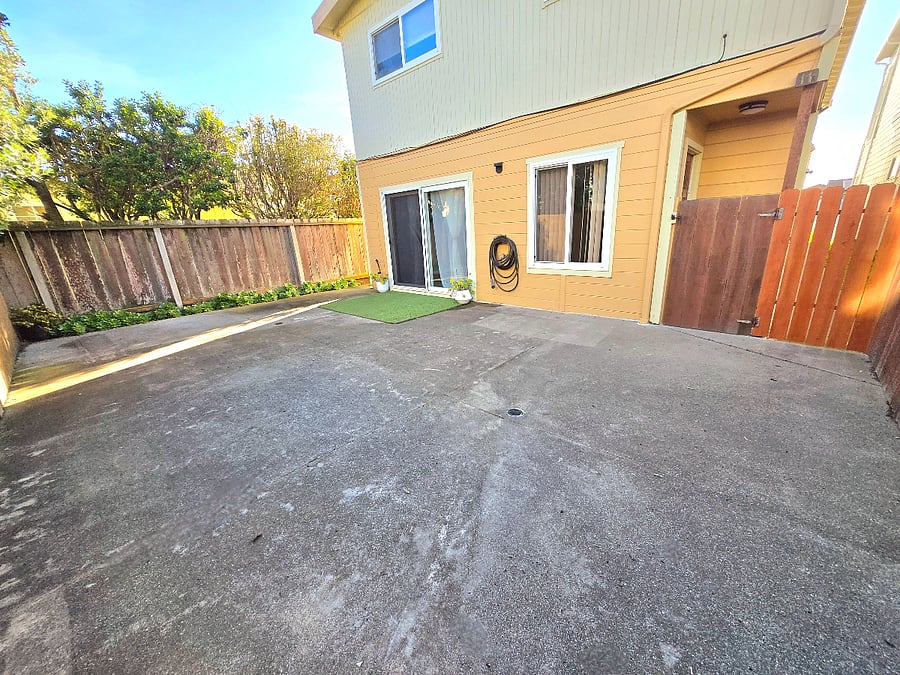 Furnished Finder property 832104_1 photo 3