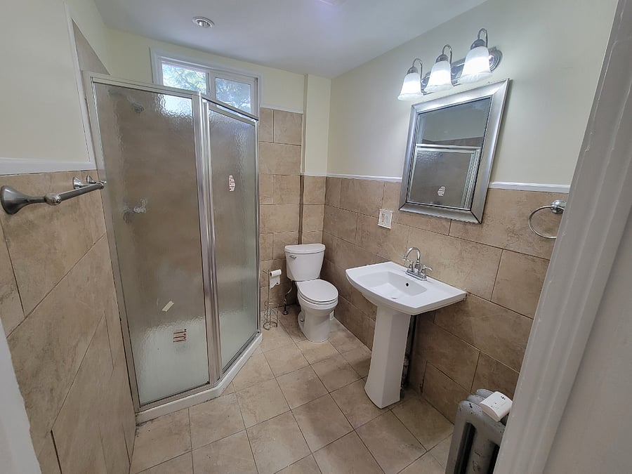 Furnished Finder property 832111_1 photo 3