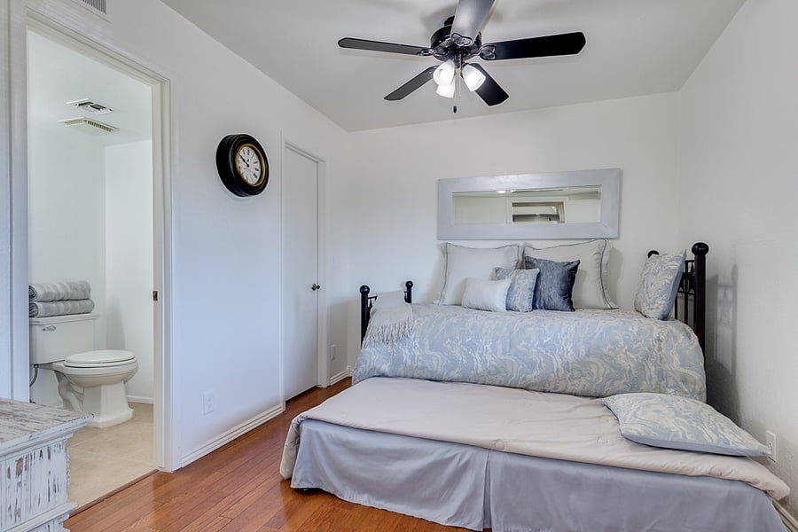 Furnished Finder property 832114_1 photo 10