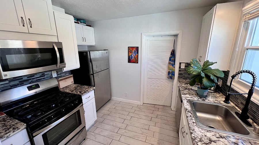 Furnished Finder property 832162_1 photo 12
