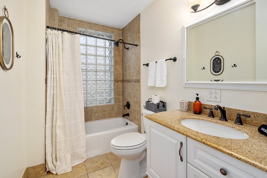 Furnished Finder property 832181_1 photo 29