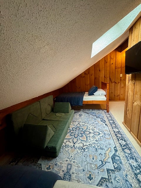 Furnished Finder property 832282_1 photo 35
