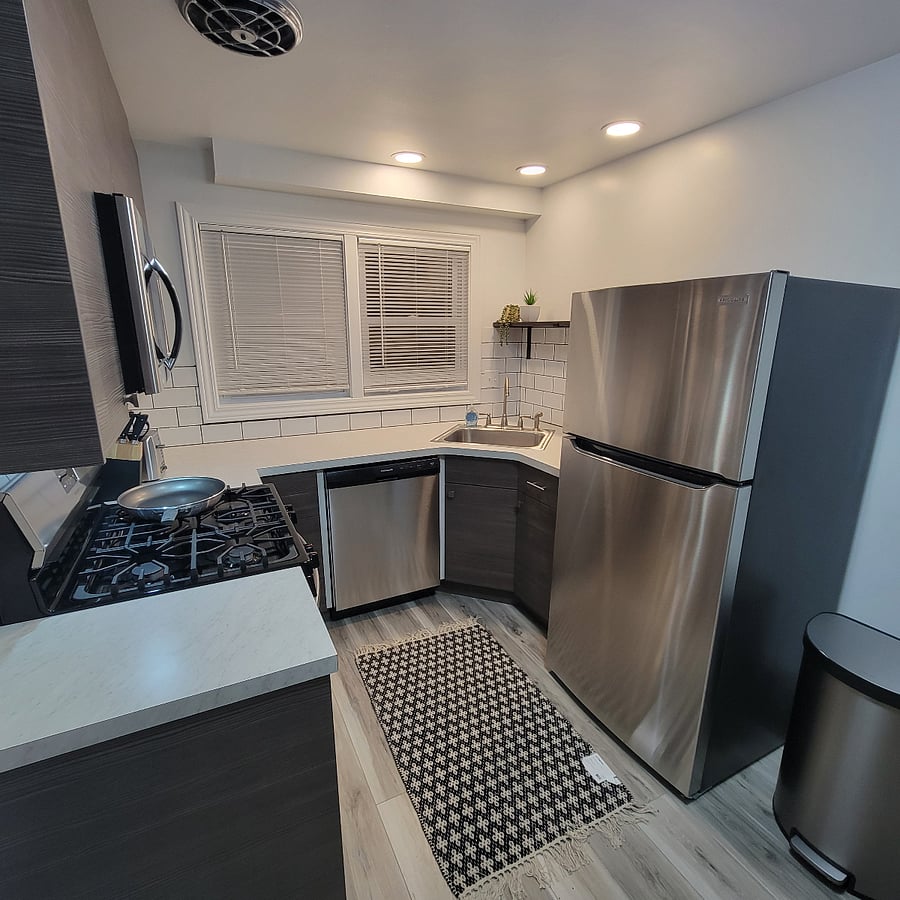 Furnished Finder property 832298_1 photo 3