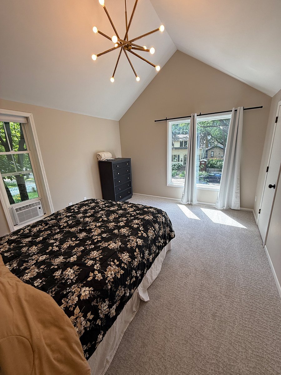 Furnished Finder property 832310_2 photo 3