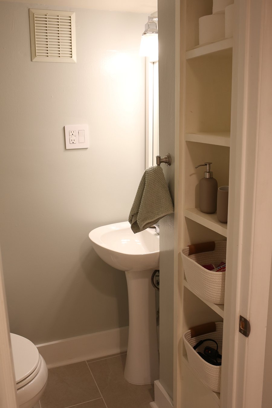 Furnished Finder property 832345_1 photo 24