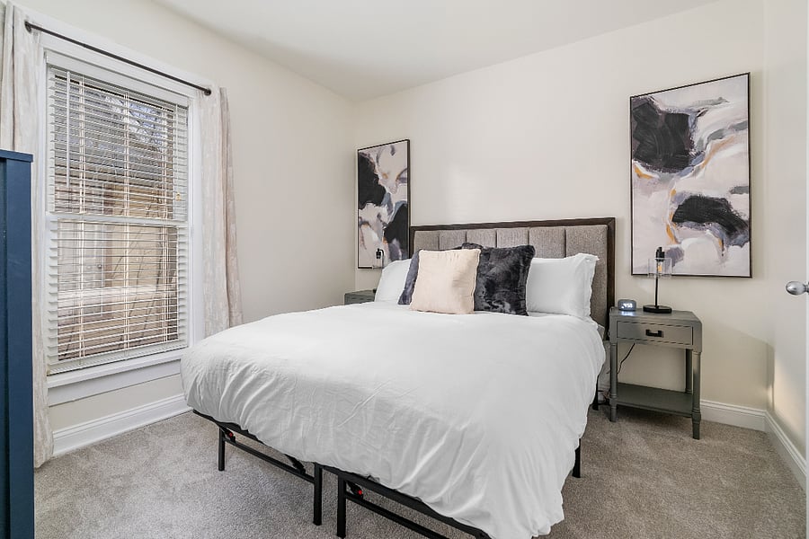 Furnished Finder property 832363_1 photo 33