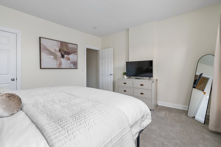 Furnished Finder property 832363_1 photo 38