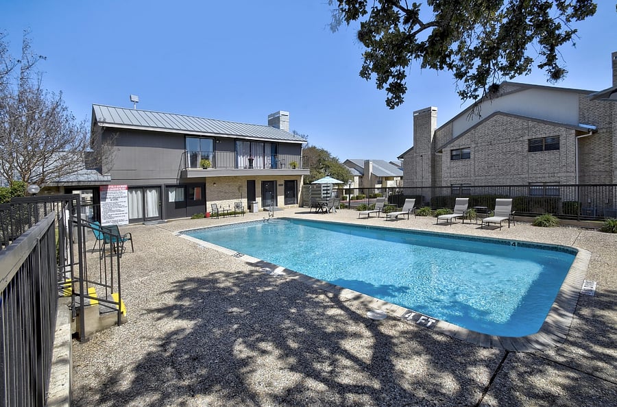 Furnished Finder property 832392_1 photo 15