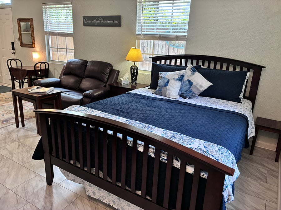 Furnished Finder property 832394_1 photo 10