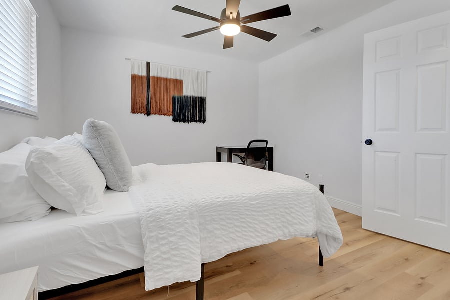 Furnished Finder property 832421_1 photo 20