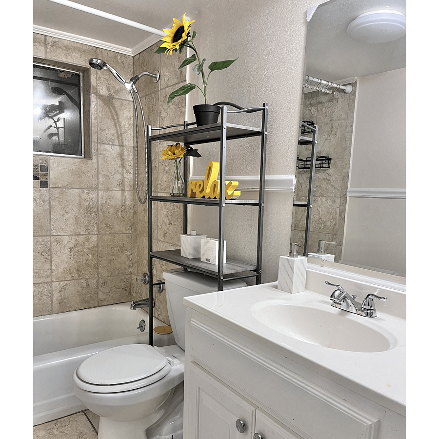 2nd level full bathroom w/ all essentials and cleaning supplies