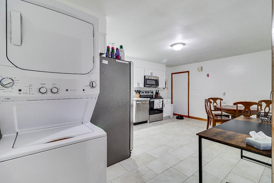 Furnished Finder property 832465_2 photo 9