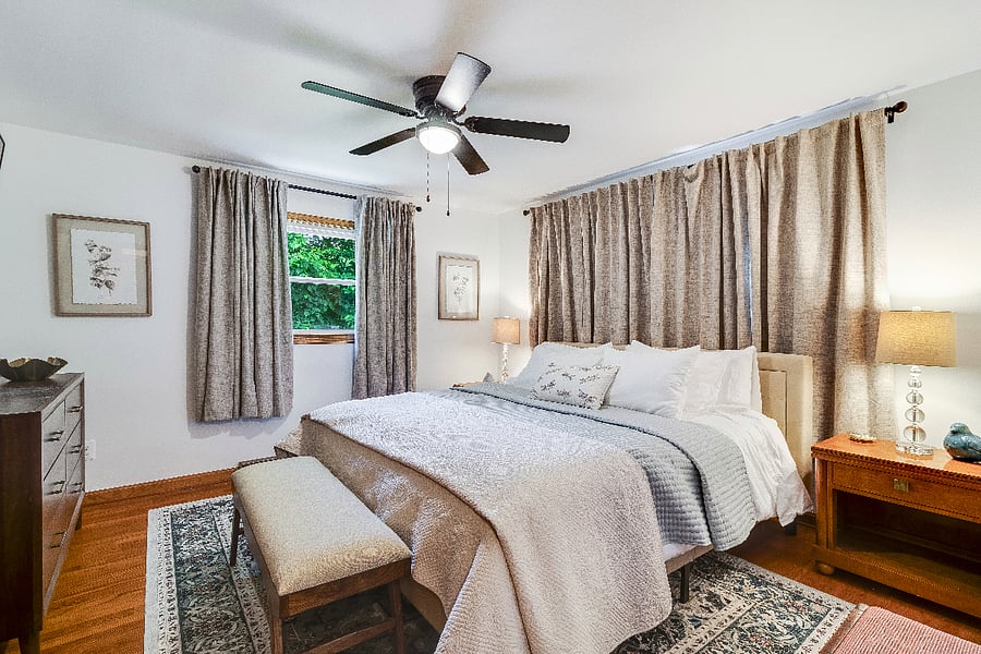 Bedroom1 (King)