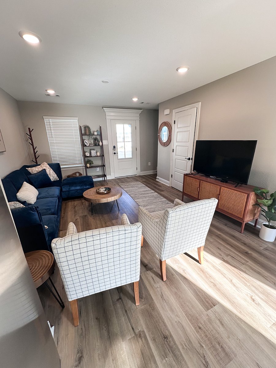 Furnished Finder property 832472_1 photo 9