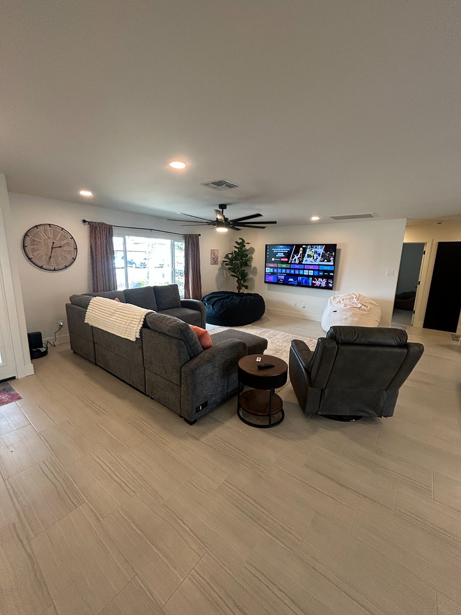 Furnished Finder property 832485_1 photo 24