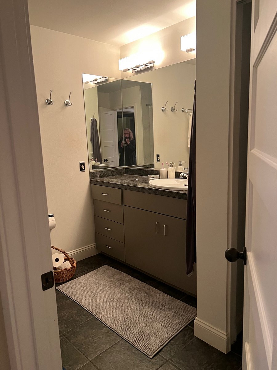 Furnished Finder property 832676_1 photo 6