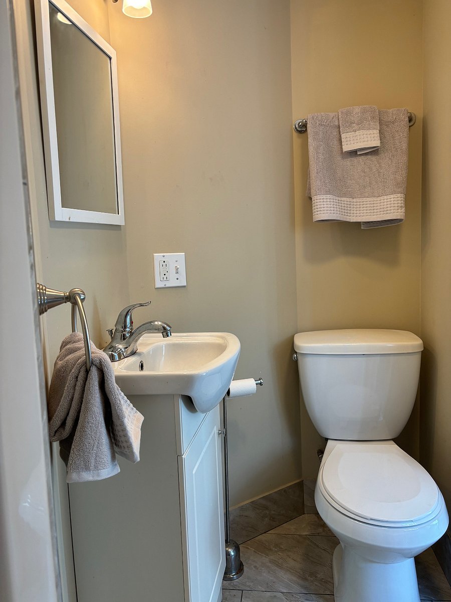Furnished Finder property 832691_1 photo 16