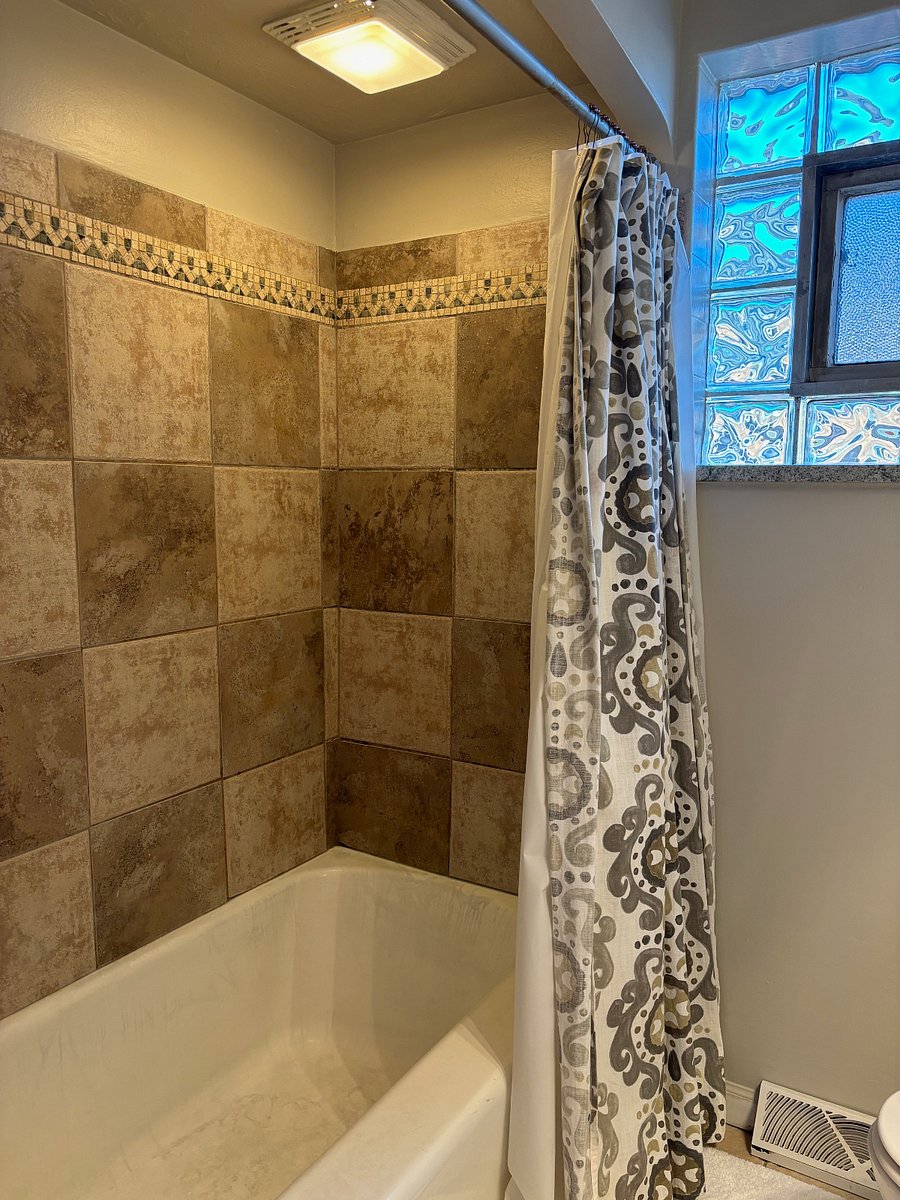 Furnished Finder property 832691_1 photo 18