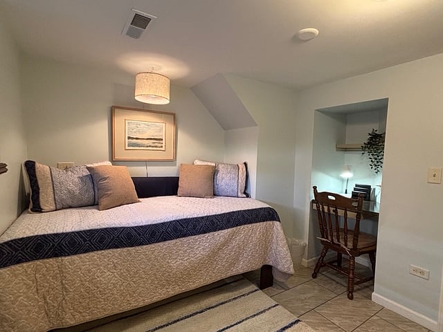 Furnished Finder property 832691_1 photo 27