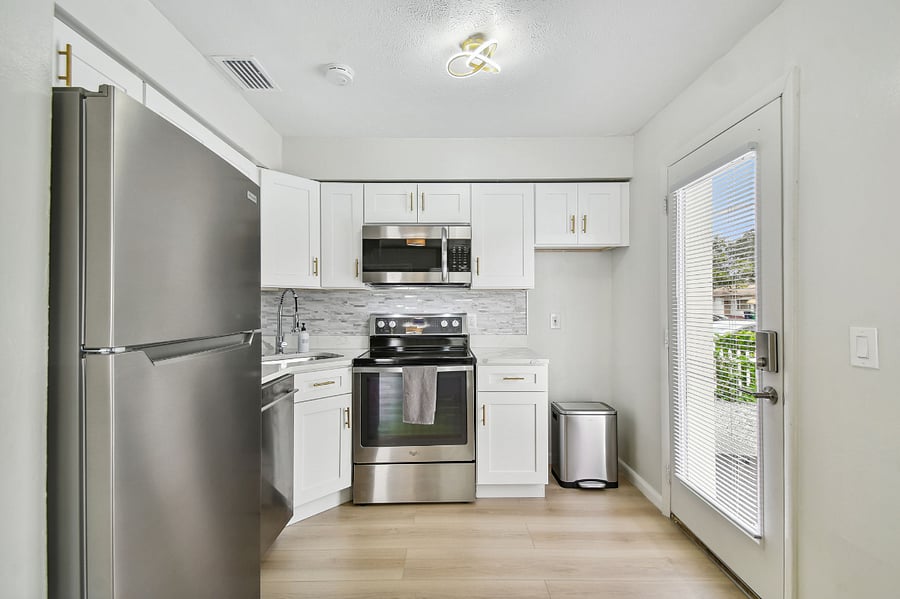 Furnished Finder property 832778_1 photo 8