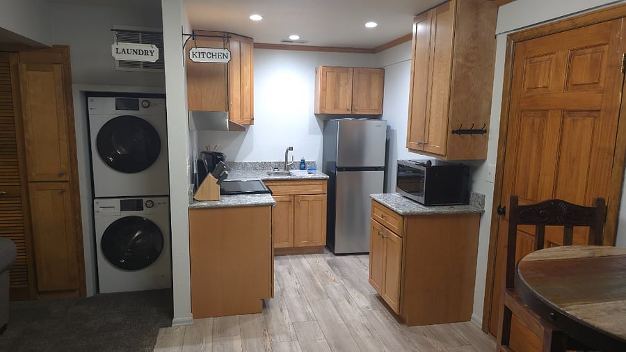 Furnished Finder property 832884_1 photo 10