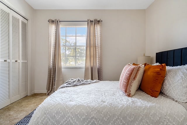 Furnished Finder property 832971_1 photo 11