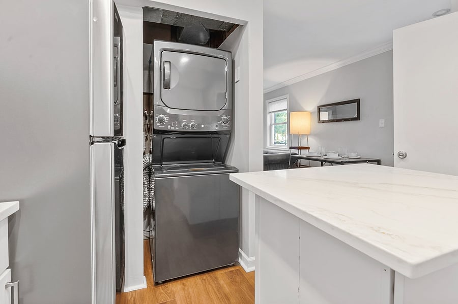 Furnished Finder property 832984_1 photo 24