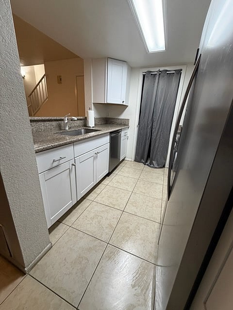 Furnished Finder property 833097_1 photo 11