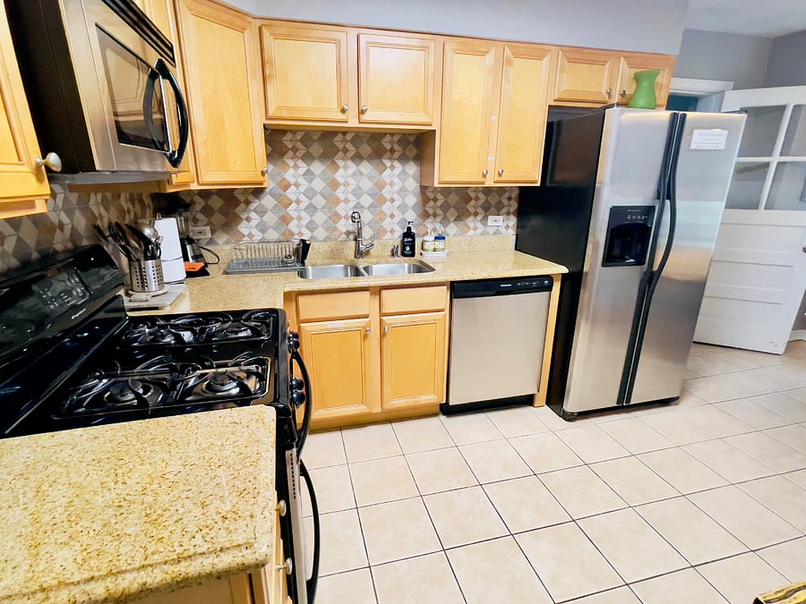 Furnished Finder property 833146_1 photo 16