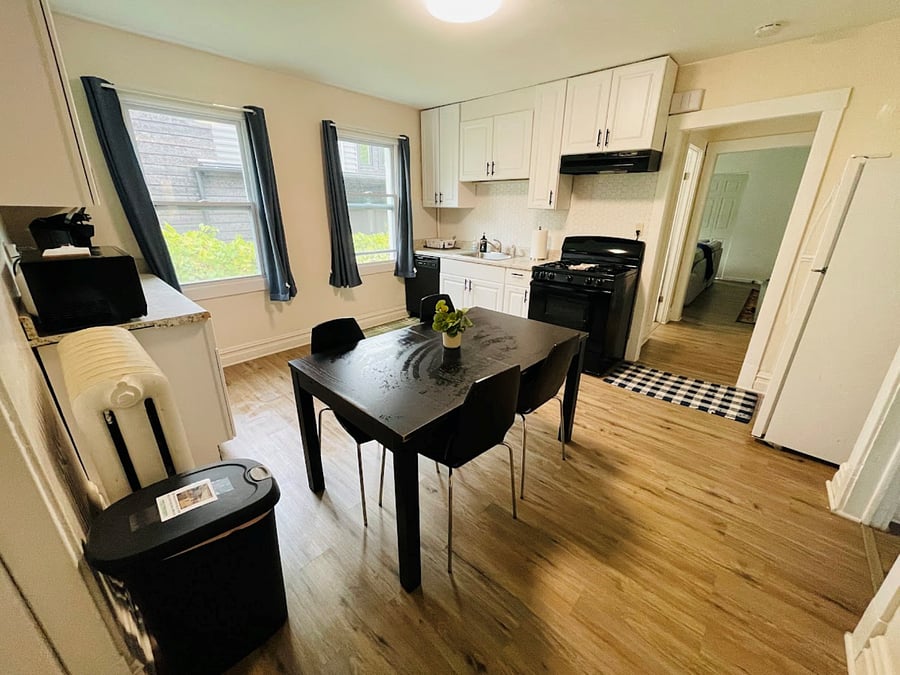 Furnished Finder property 833146_1 photo 15