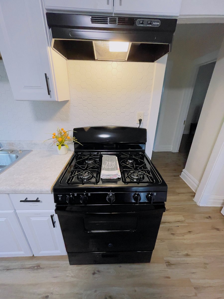 Furnished Finder property 833146_1 photo 18