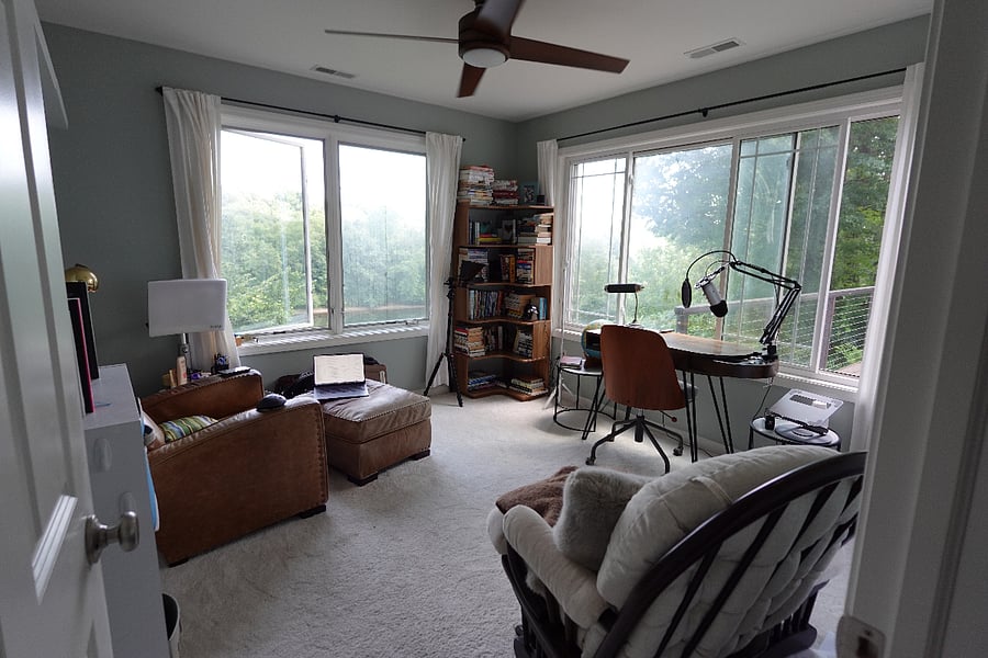 Upstairs home office (can be used as a bedroom if wanted)